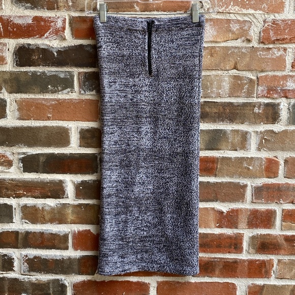 Alice + Olivia skirt from Employed collection Size XS - Picture 4 of 13